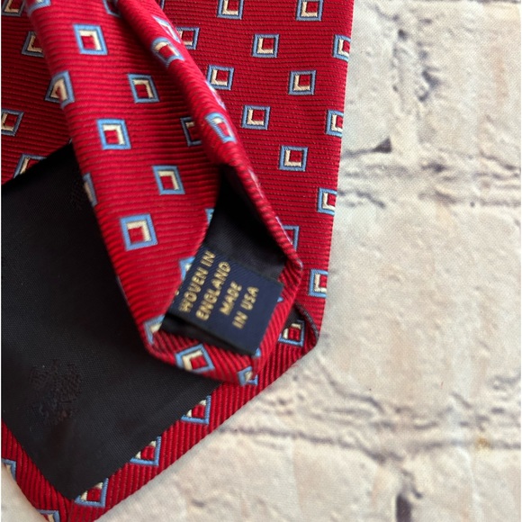 BROOKS BROTHERS MAKERS MENS RED/BLUE/YELLOW PATTERN SILK TIE - Picture 7 of 8